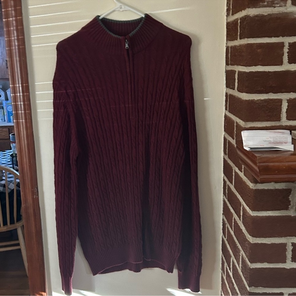 Izod Men's Size XLT Maroon Ribbed  Quarter Zip Sweater